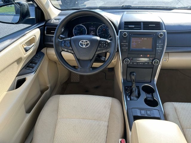 2016 Toyota Camry Hybrid LE
