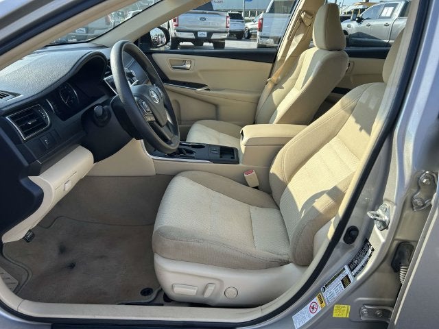 2016 Toyota Camry Hybrid LE