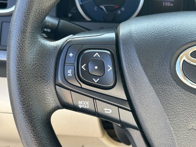 2016 Toyota Camry Hybrid LE