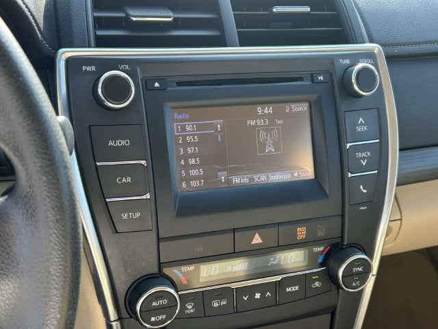 2016 Toyota Camry Hybrid LE