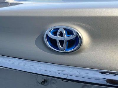 2016 Toyota Camry Hybrid LE