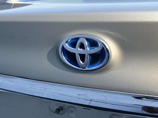 2016 Toyota Camry Hybrid LE