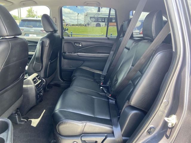 2020 Honda Pilot Touring 8 Passenger