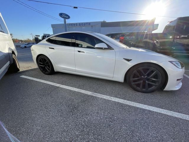 2022 Tesla Model S Base