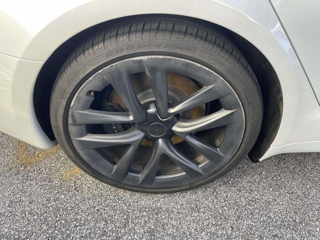 2022 Tesla Model S Base