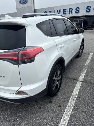 2017 Toyota RAV4 XLE