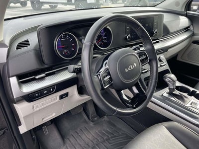2024 Kia Carnival LX