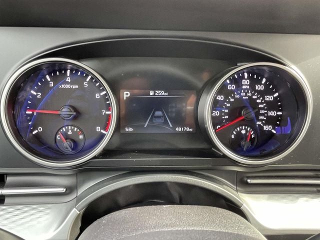 2024 Kia Carnival LX