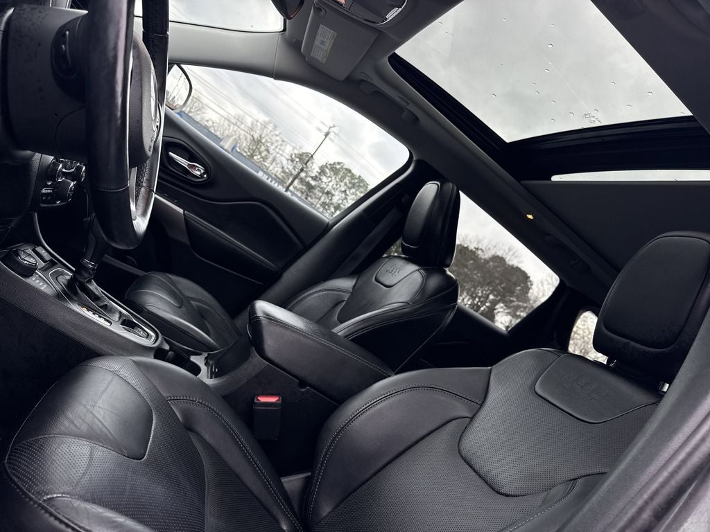 2021 Jeep Cherokee Latitude Lux