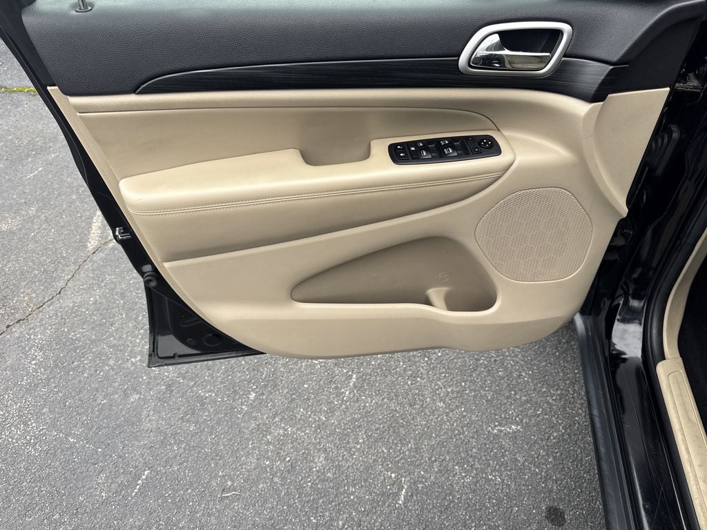 2019 Jeep Grand Cherokee Laredo