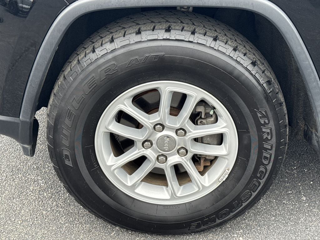 2019 Jeep Grand Cherokee Laredo