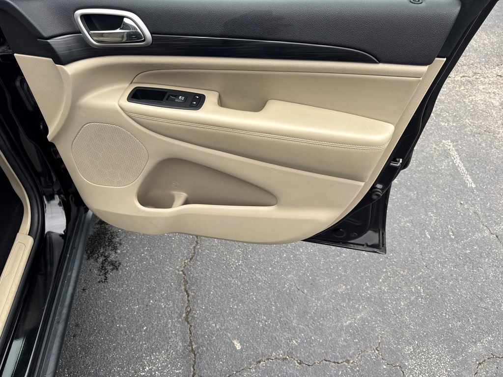 2019 Jeep Grand Cherokee Laredo