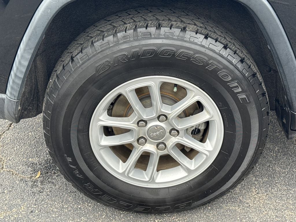 2019 Jeep Grand Cherokee Laredo