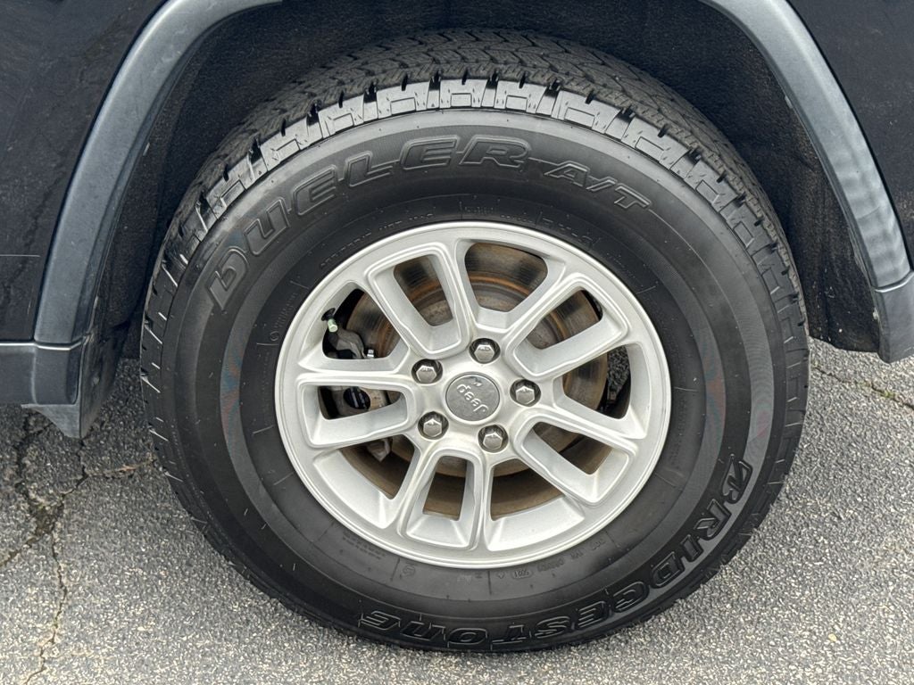 2019 Jeep Grand Cherokee Laredo