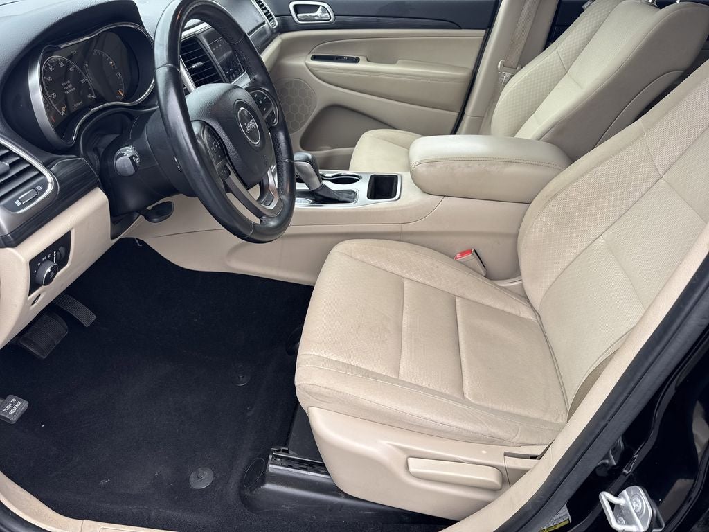 2019 Jeep Grand Cherokee Laredo