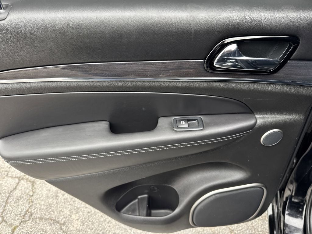 2020 Jeep Grand Cherokee Overland