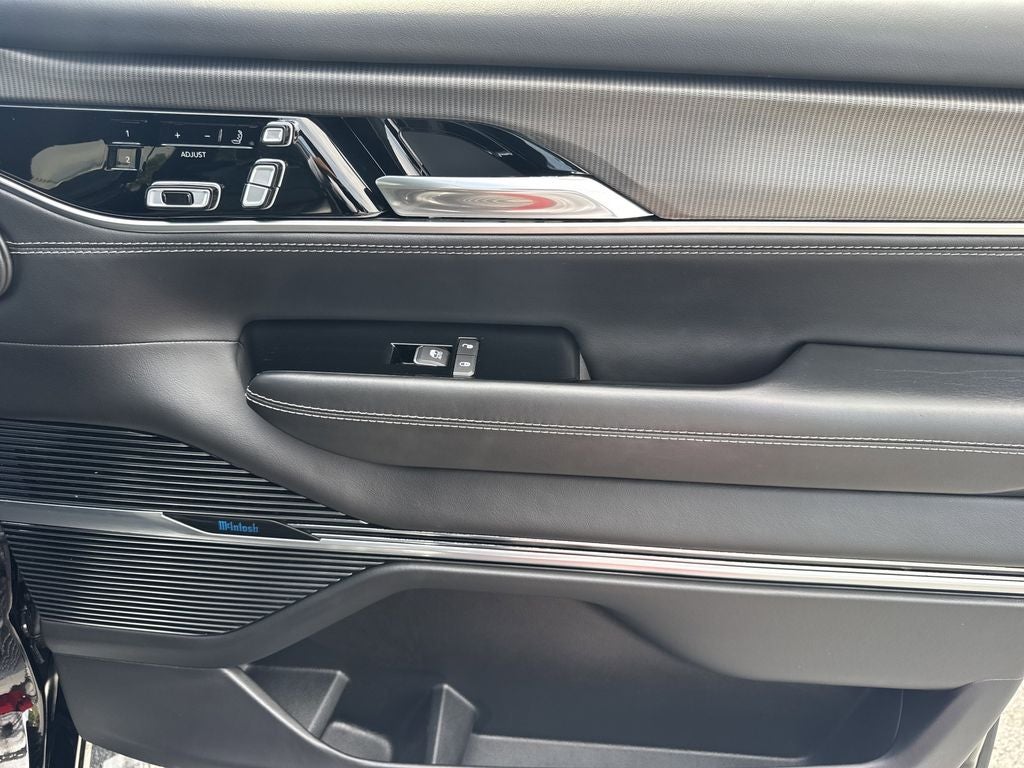 2023 Jeep Grand Wagoneer Series II