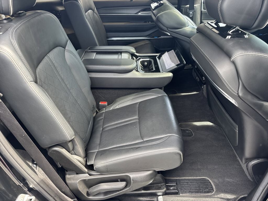 2023 Jeep Grand Wagoneer Series II