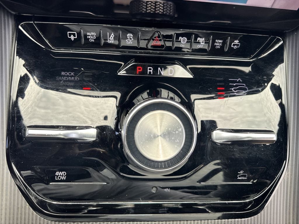 2023 Jeep Grand Wagoneer Series II
