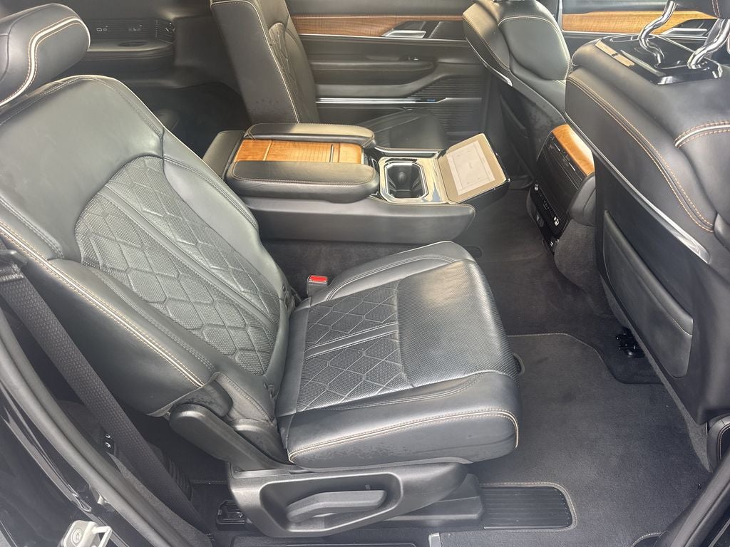 2023 Jeep Grand Wagoneer Series III