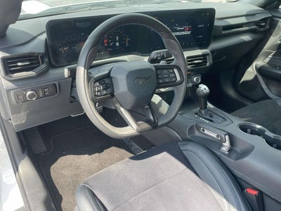 2025 Ford Mustang Dark Horse