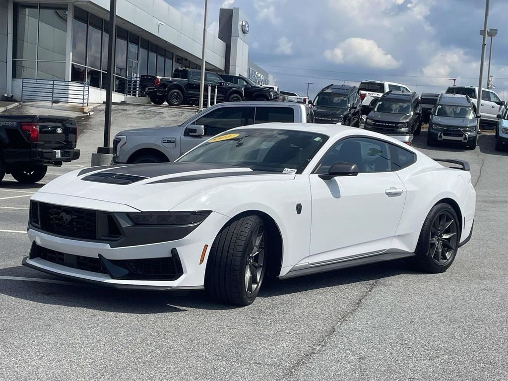 2025 Ford Mustang Dark Horse