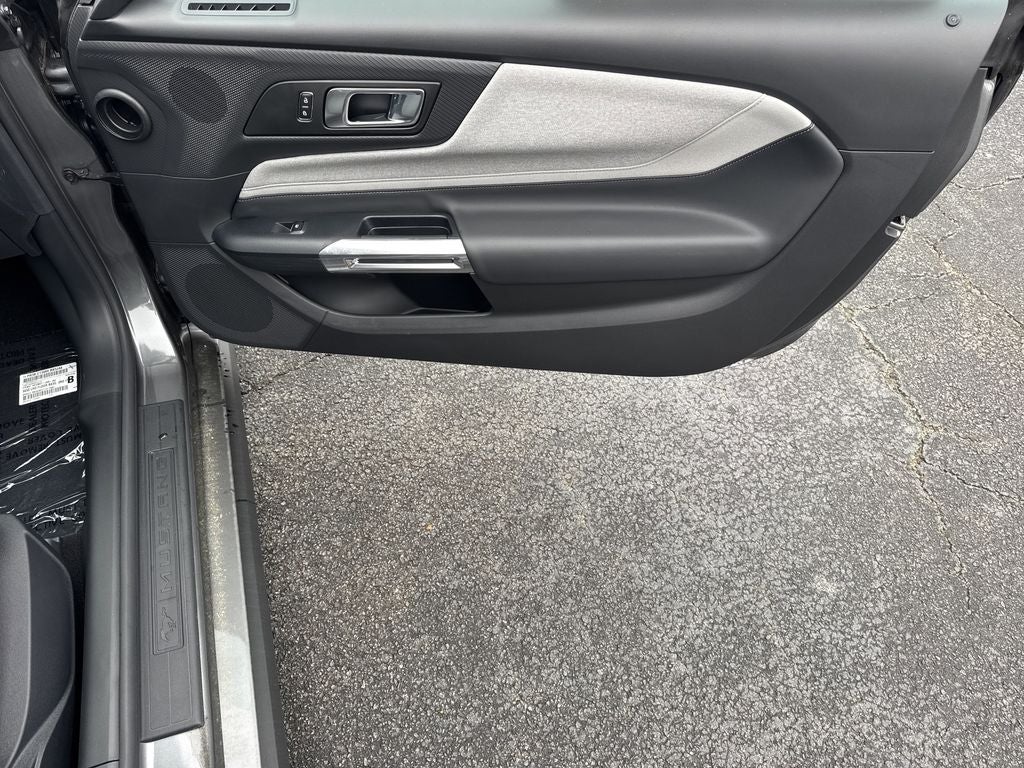 2025 Ford Mustang EcoBoost