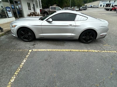 2016 Ford Mustang EcoBoost Premium