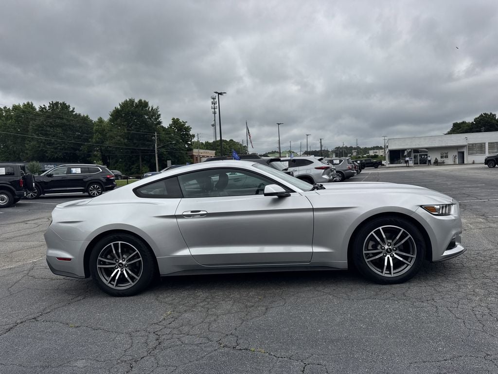 2017 Ford Mustang EcoBoost Premium