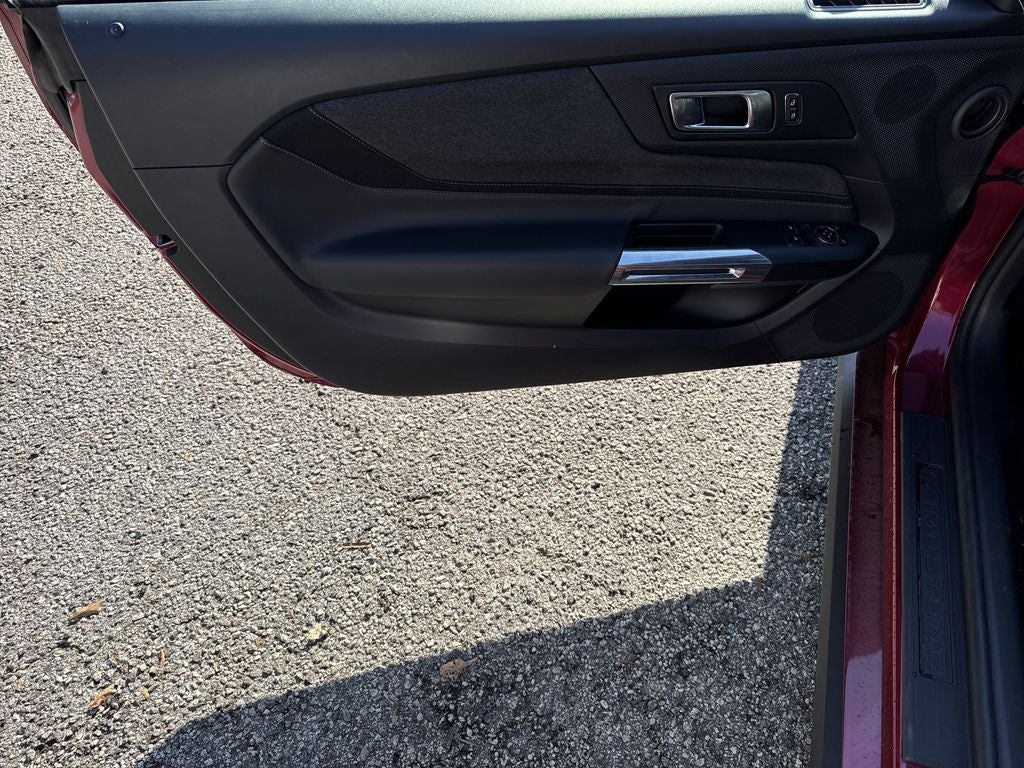 2025 Ford Mustang EcoBoost