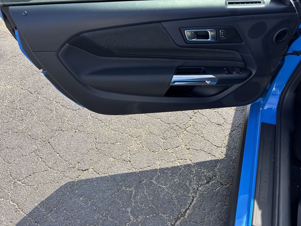 2025 Ford Mustang EcoBoost