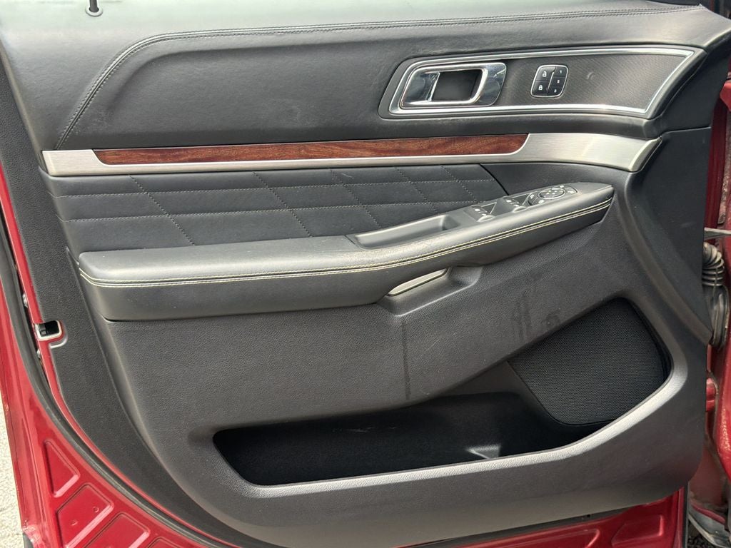 2018 Ford Explorer Platinum