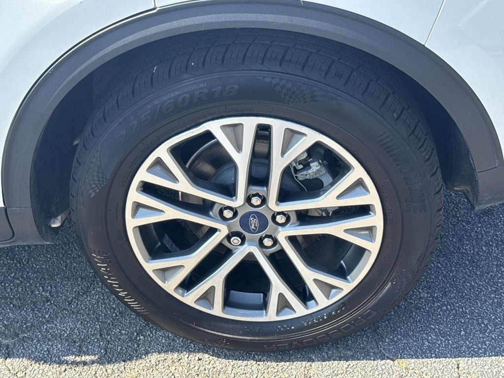 2022 Ford Escape SEL