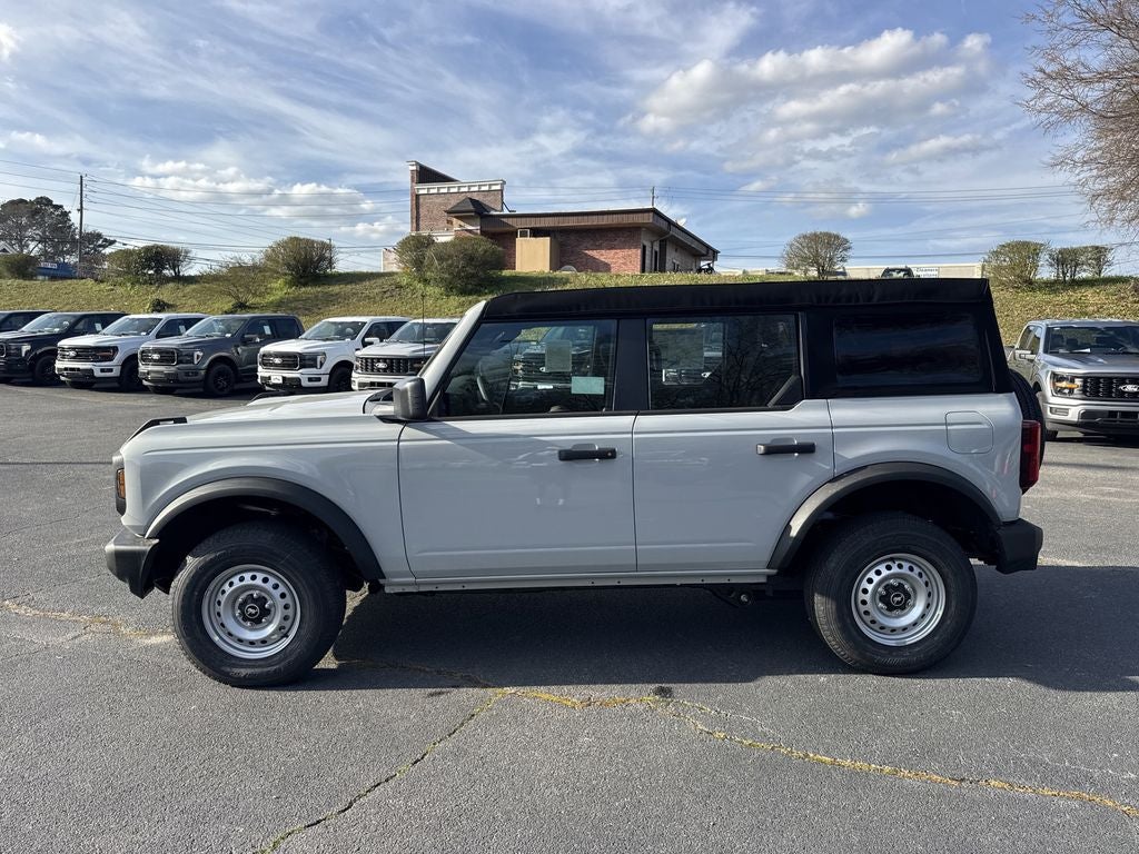 2026 Ford Bronco Base