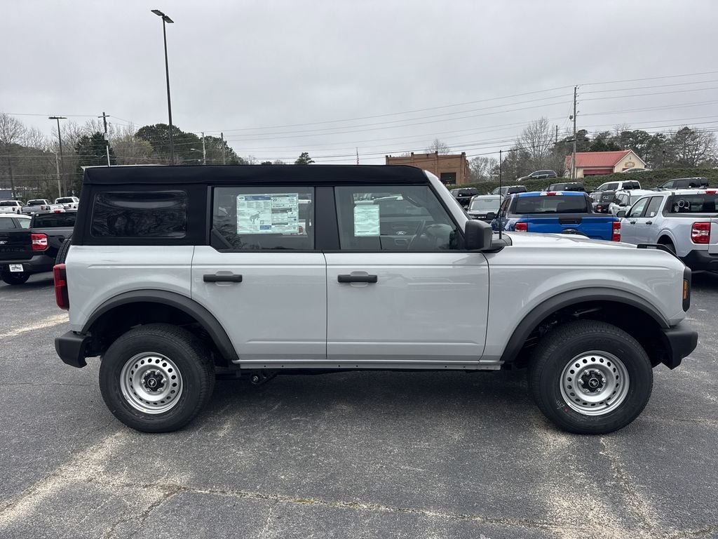 2026 Ford Bronco Base