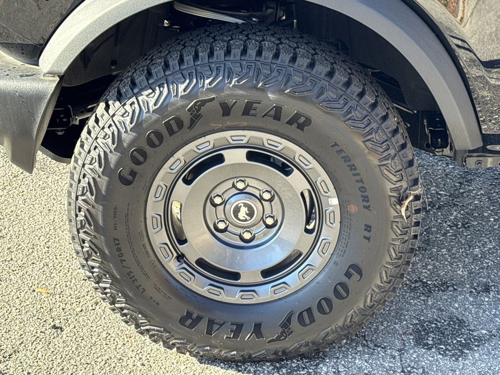 2025 Ford Bronco Base