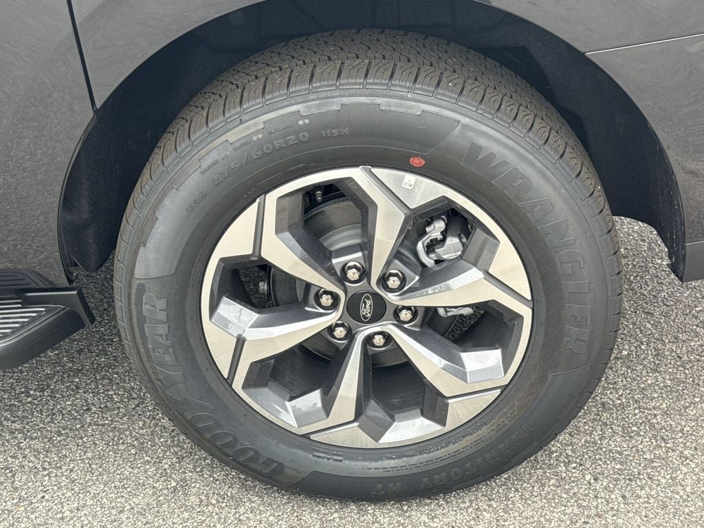 2027 Ford Expedition Max Active