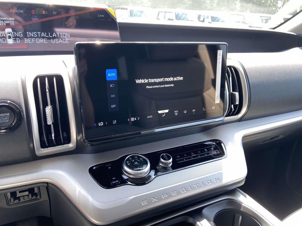 2027 Ford Expedition Active