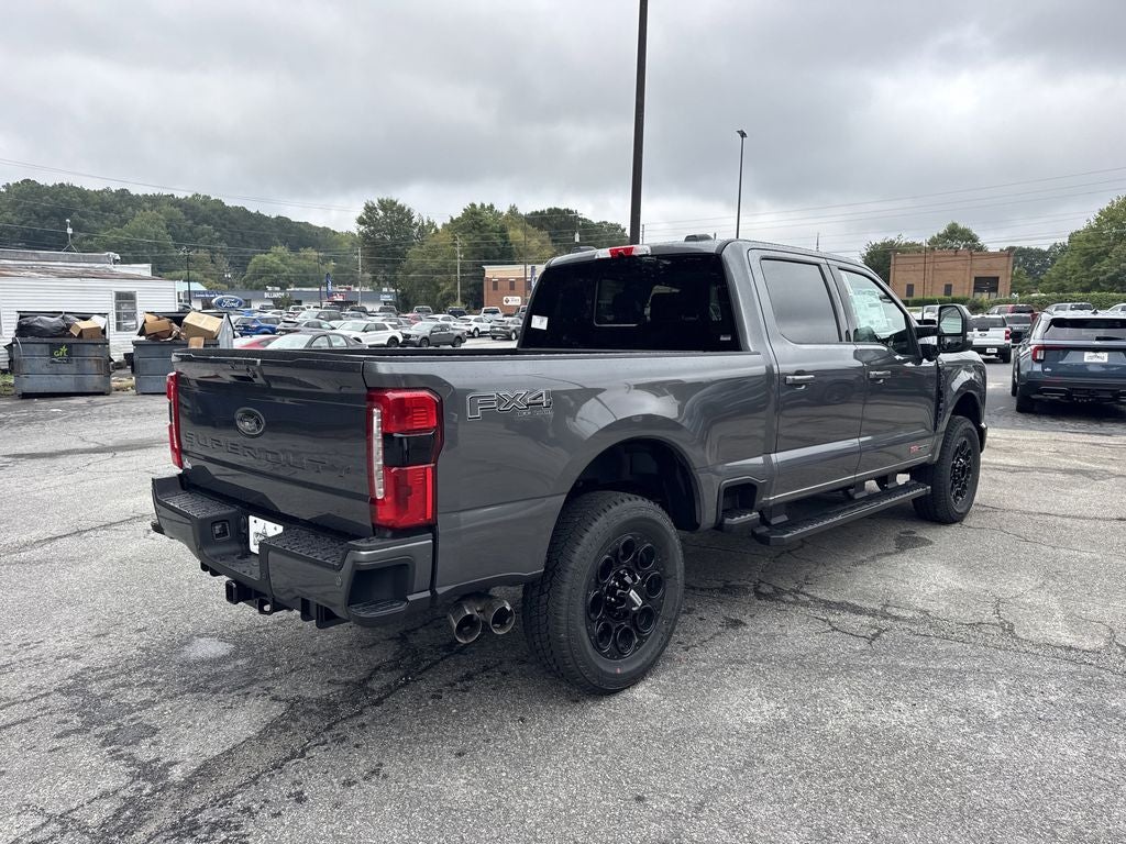 2026 Ford F-350SD Lariat