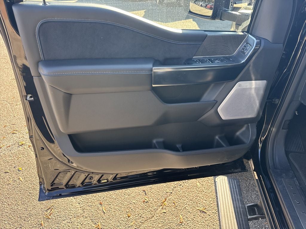 2025 Ford F-350SD Platinum