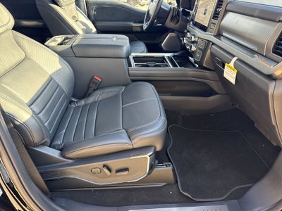 2025 Ford F-350SD Platinum