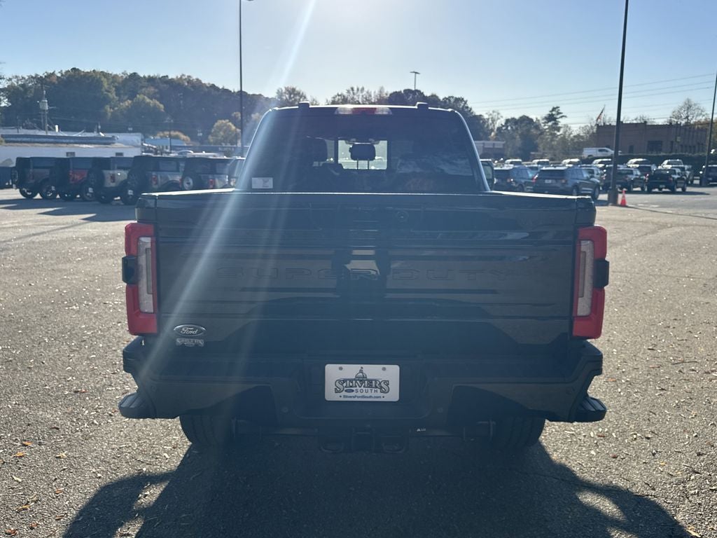 2025 Ford F-350SD Platinum
