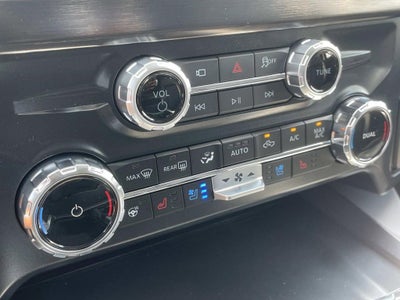 2025 Ford F-350SD Lariat