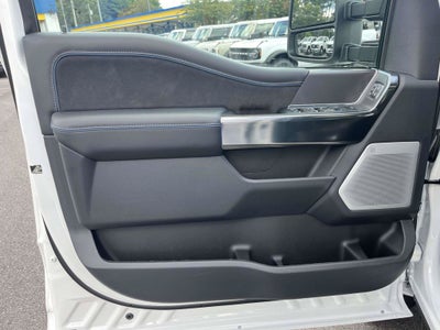 2026 Ford F-450SD Platinum DRW