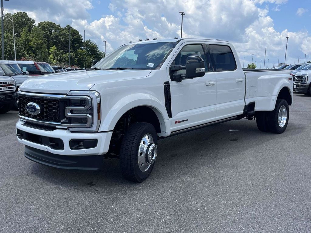 2026 Ford F-450SD Platinum DRW