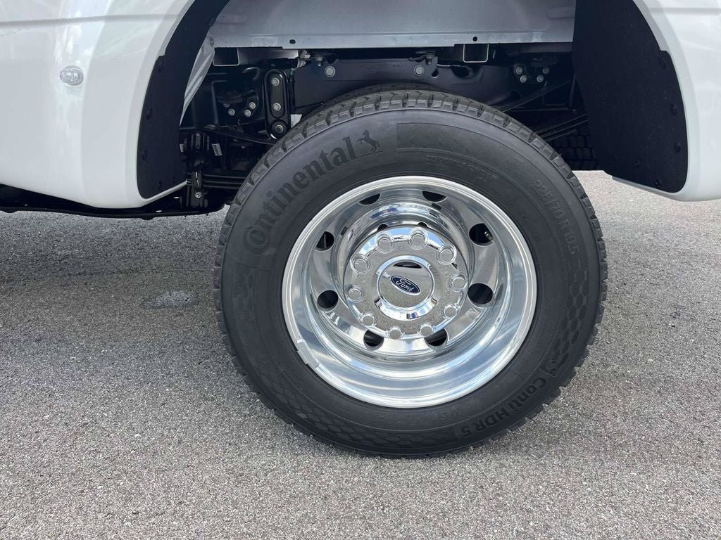 2026 Ford F-450SD Platinum DRW