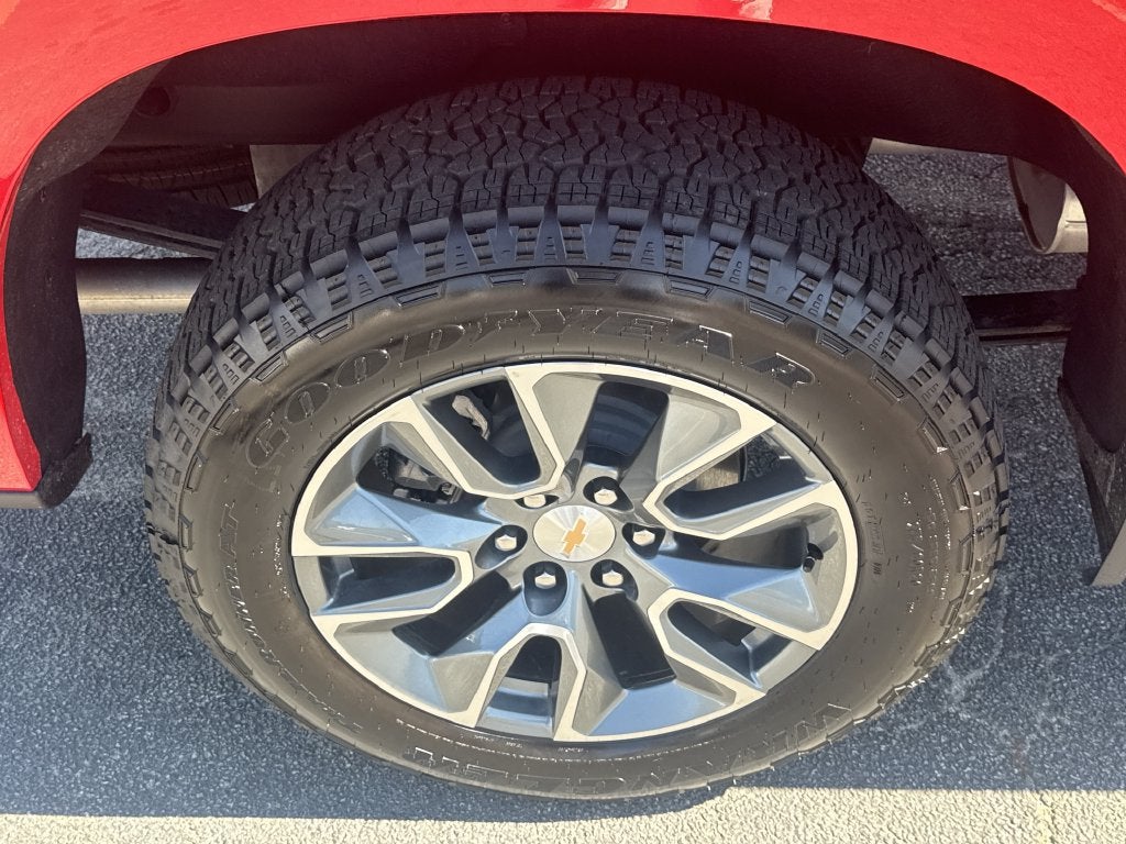 2026 Chevrolet Silverado 1500 LT LT1