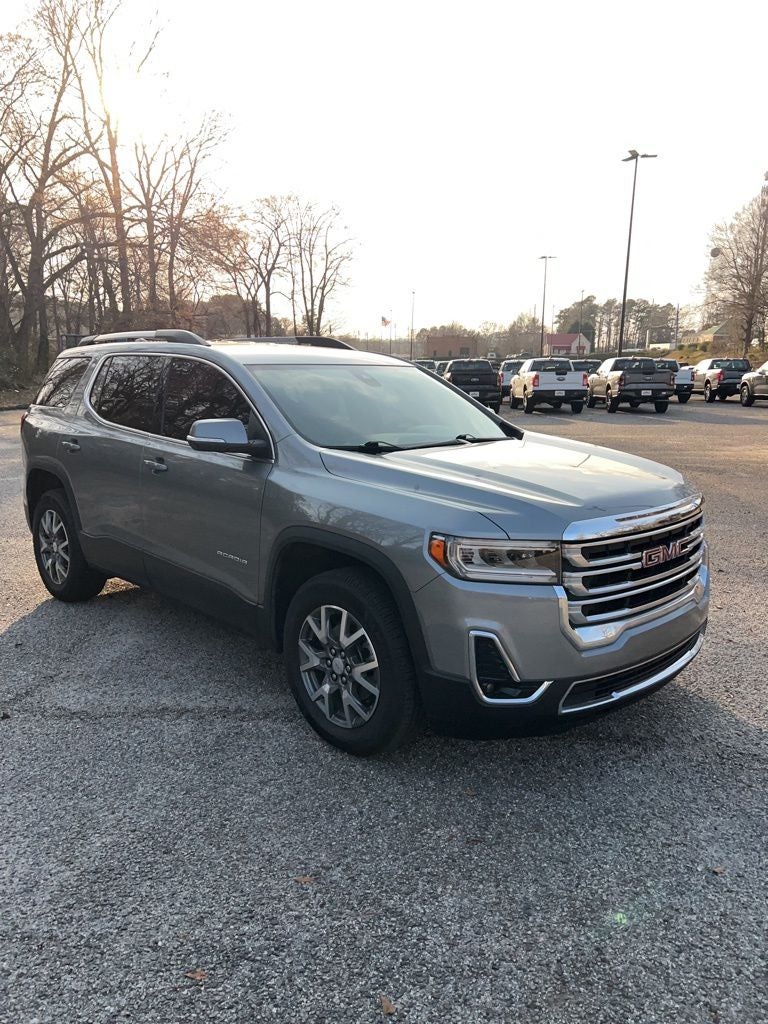 2023 GMC Acadia SLT