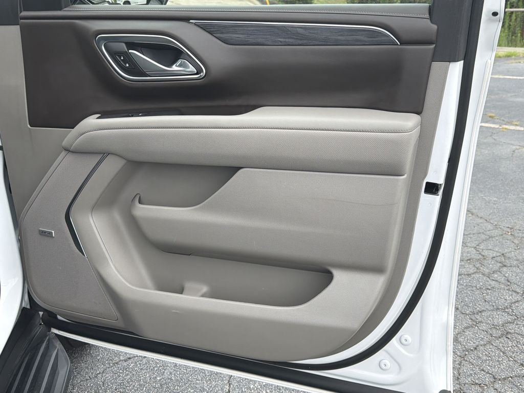 2023 GMC Yukon SLT 4SA