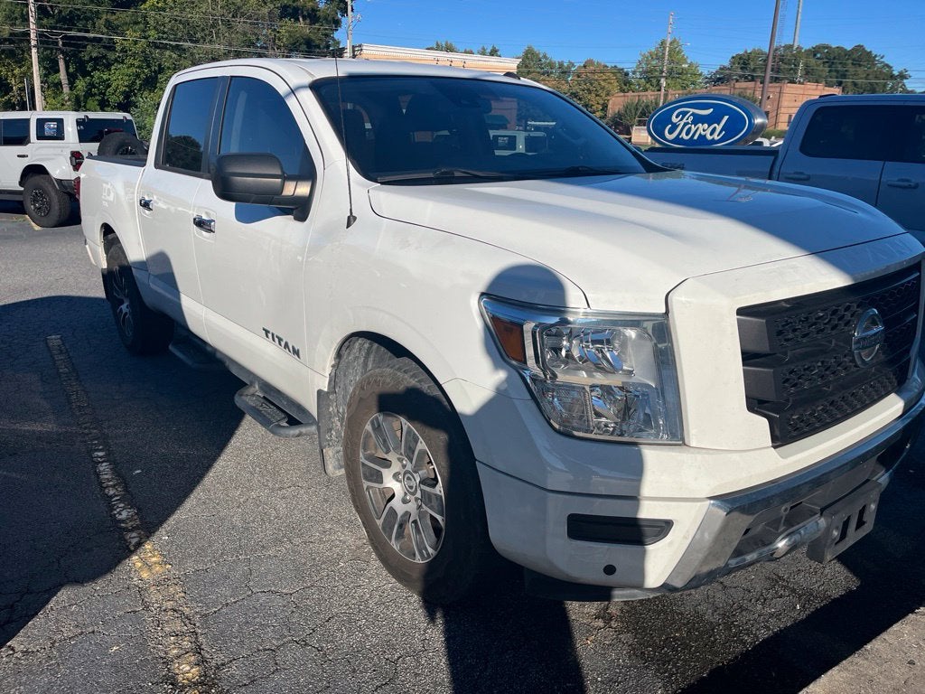 2021 Nissan Titan SV